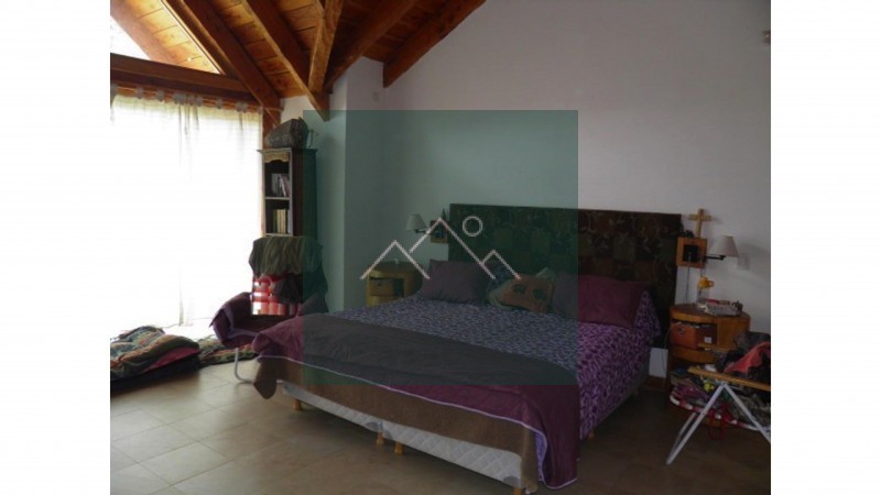 INCREIBLE CASA EN PUERTO MANZANO