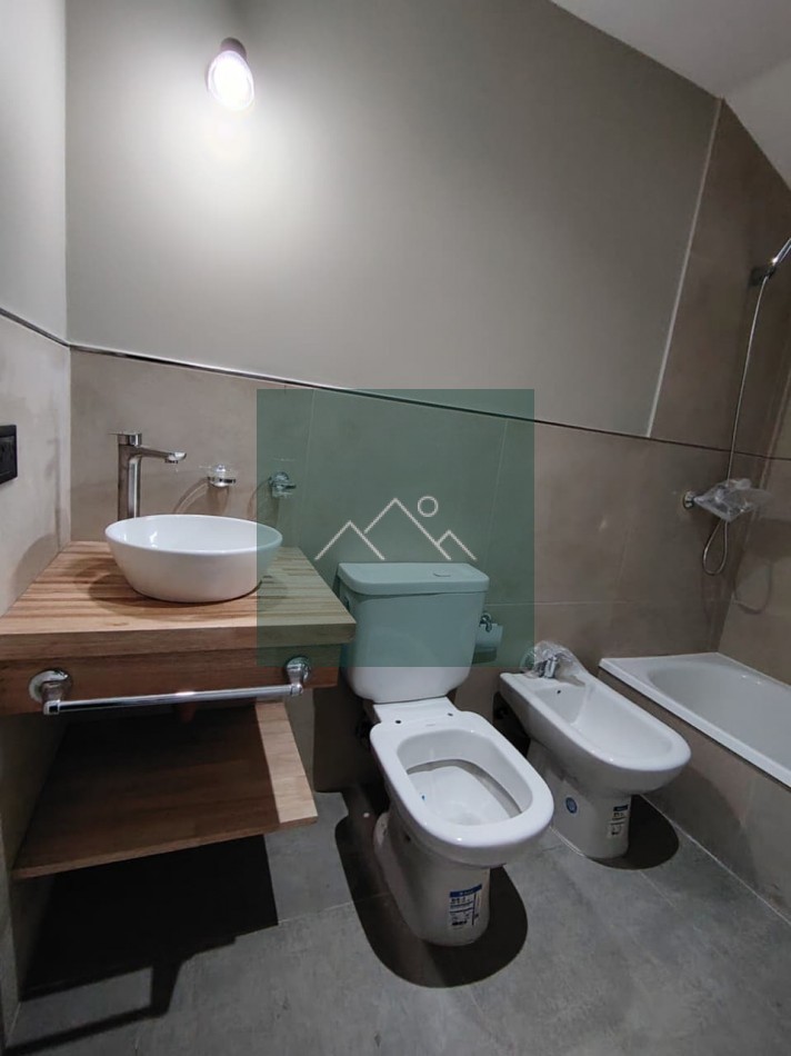 ALQUILER PERMANENTE EN VILLA LA ANGOSTURA