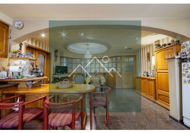 PROPIEDAD DESTACADA CON CARACTERISTICAS MUY IMPORTANTES EN SU CONSTRUCCION